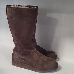 Women's Knightsbridge UGG Boots Size 9